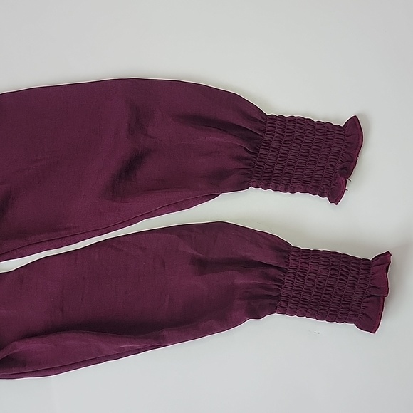 Express  0ff Shoulder  Long Sleeve top/ XS - Picture 8 of 9